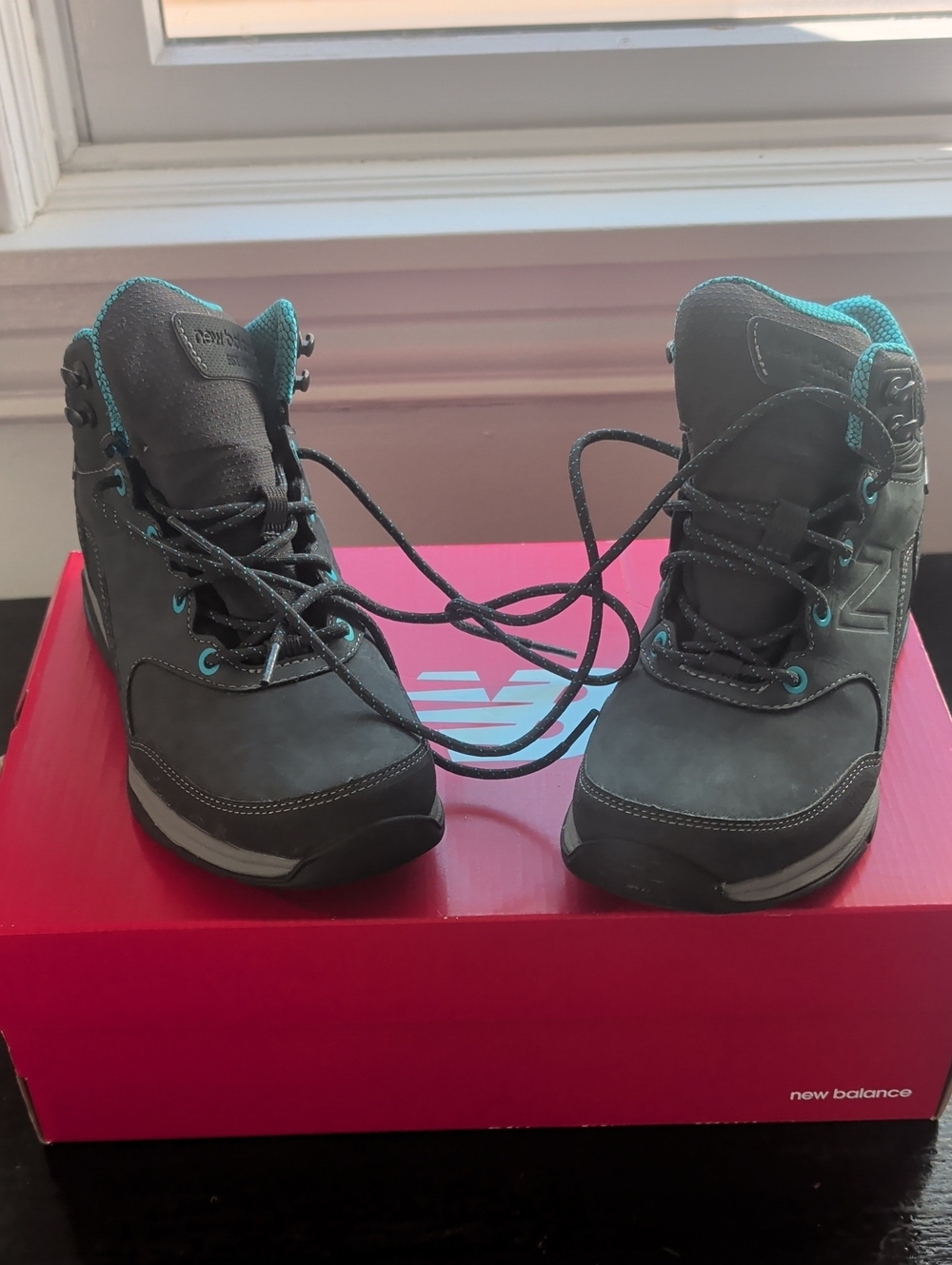 New Balance Gray Lace-Up Women's Ankle Boots with Teal Accents